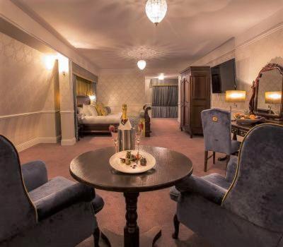Celbridge Manor Hotel Bagian luar foto